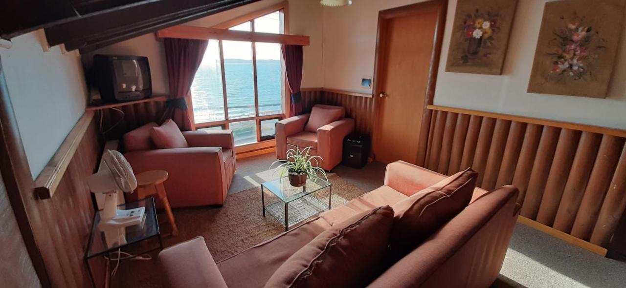 Hostal Vista Al Mar Hct Ancud Exterior photo