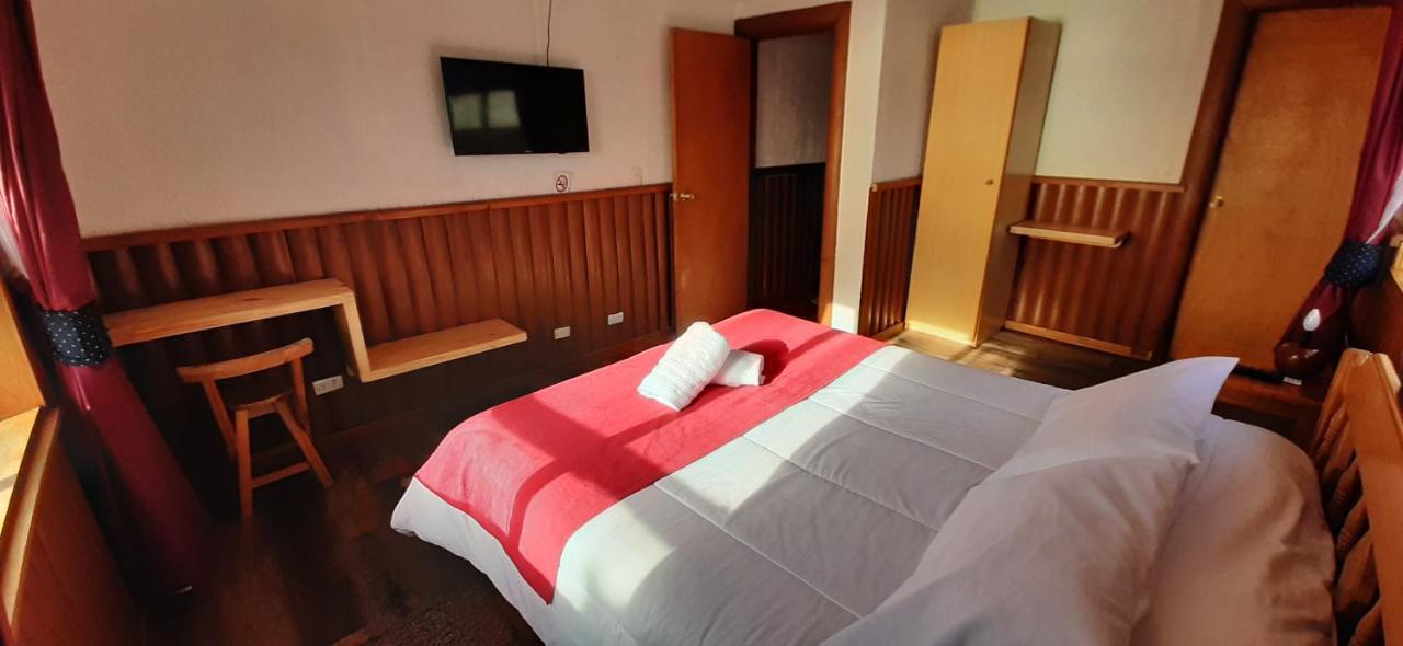 Hostal Vista Al Mar Hct Ancud Exterior photo