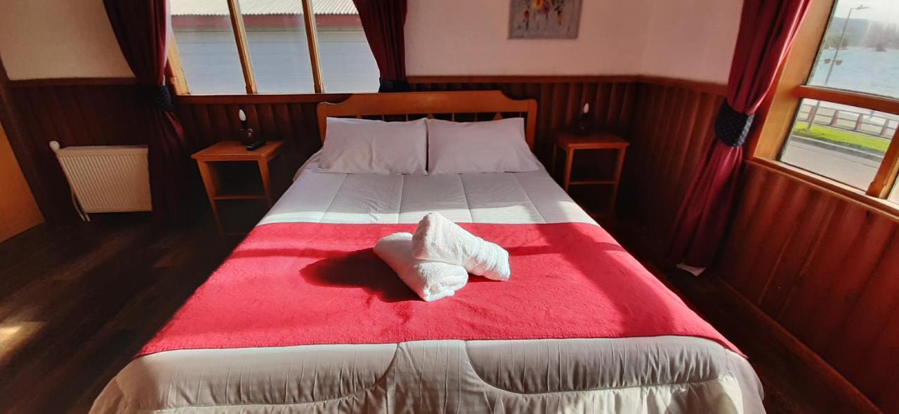 Hostal Vista Al Mar Hct Ancud Exterior photo